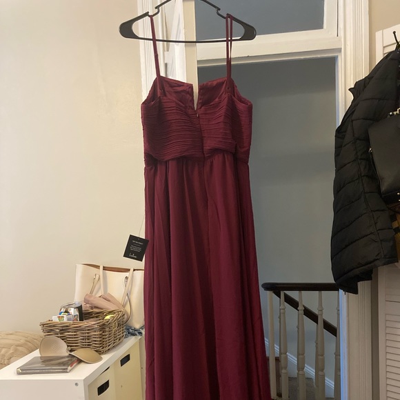 Lulu’s dark red semi-formal dress, never been warn - Picture 2 of 2